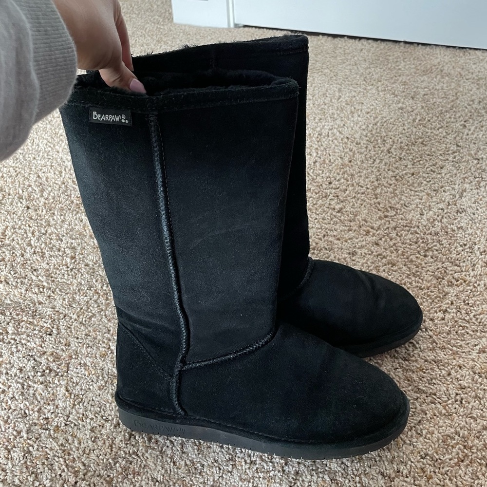 Black Bearpaw boots